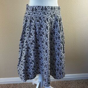 Abercrombie & Fitch Black & White Skirt Sz Medium